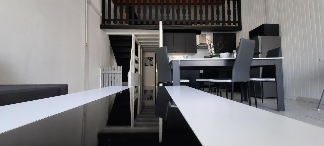 Le Telly-Centre Ville-Petits Prix-Ideal Pour Rayonner Sur La Ville Carcassonne Dış mekan fotoğraf